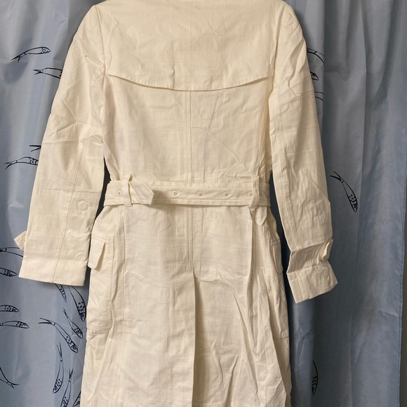Burberry white/cream trench coat UK10 - Picture 11 of 17